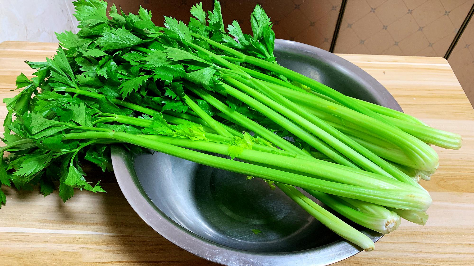 芹菜,芹菜籽,兰鸭儿芹,香芹,蒲芹,药芹,野芹,旱芹,兰鸭儿芹